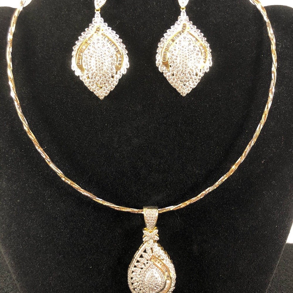 Costume Necklace Set